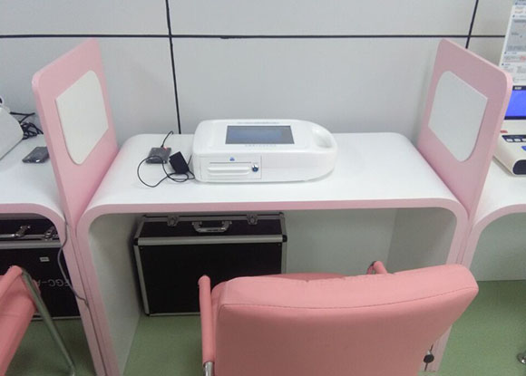 寶雞市人大代表參觀健康一體機(jī) 寶雞市人大代表參觀健康一體機(jī)